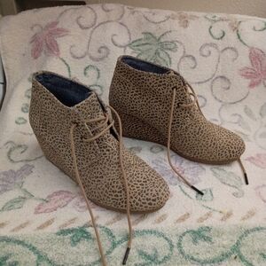 Toms Leopard Print Ankle Boots